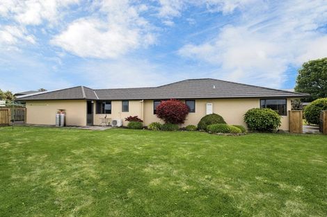 Photo of property in 12 Sunninghurst Drive, Fairfield, Dunedin, 9018