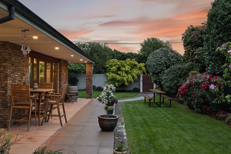 Photo of property in 194 Racecourse Road, Sockburn, Christchurch, 8042