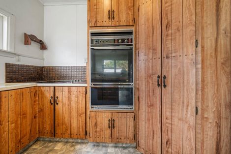 Photo of property in 159 Tukapa Street, Westown, New Plymouth, 4310