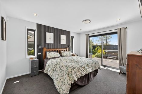 Photo of property in 11 Whitburn Avenue, Halswell, Christchurch, 8025