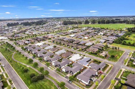 Photo of property in 25 Farnborough Way, Rolleston, 7615