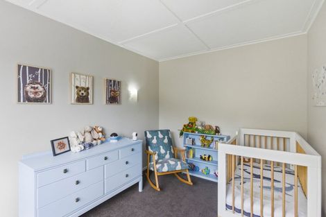 Photo of property in 92 Leinster Avenue, Raumati South, Paraparaumu, 5032