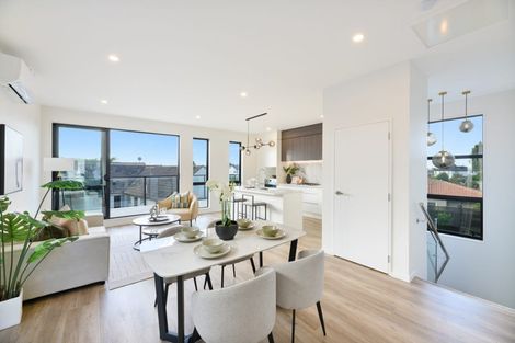 Photo of property in 95c Swanson Road, Henderson, Auckland, 0610