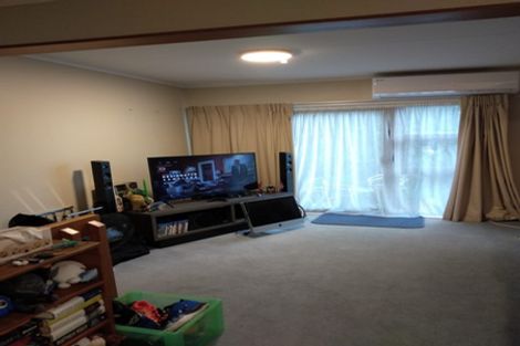 Photo of property in 6/29 Main Road, Tawa, Wellington, 5028