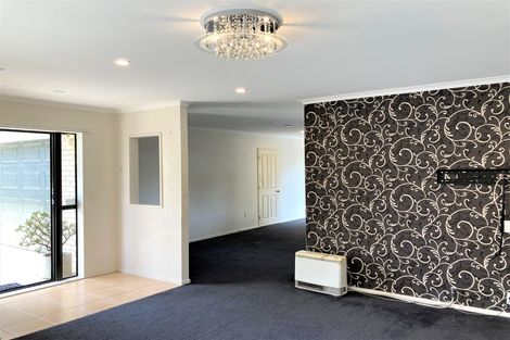 Photo of property in 99a Bolton Street, Blockhouse Bay, Auckland, 0600