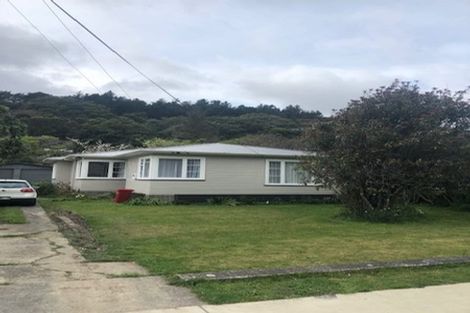 Photo of property in 21 Peel Place, Wainuiomata, Lower Hutt, 5014