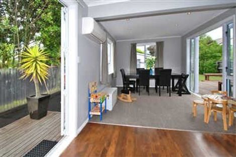 Photo of property in 8 Wilding Street, Saint Martins, Christchurch, 8022