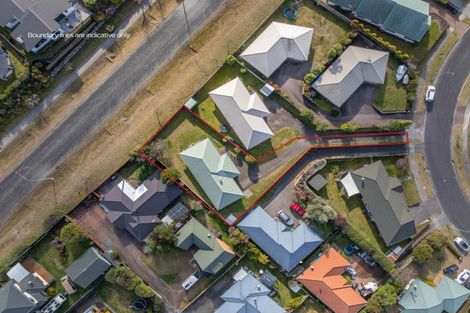 Photo of property in 2/15 The Grove, Nukuhau, Taupo, 3330