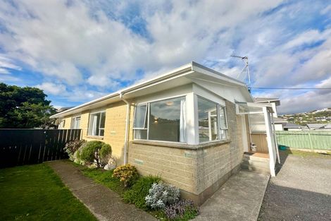 Photo of property in Miramar Villas, 19/3 Byron Street, Miramar, Wellington, 6022