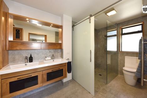 Photo of property in 12 Overdale Drive, Cashmere, Christchurch, 8022