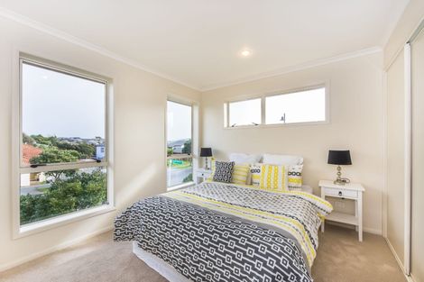 Photo of property in 1 George Deane Place, Greenhithe, Auckland, 0632