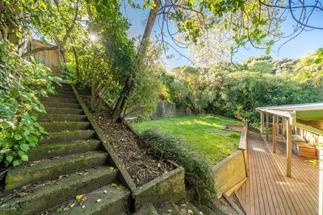 Photo of property in 100 Motuhara Road, Plimmerton, Porirua, 5026