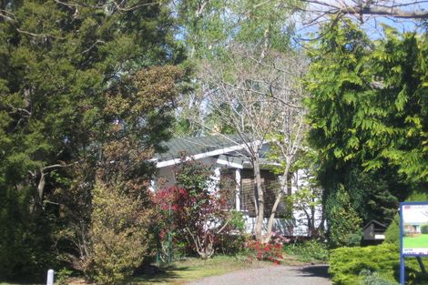 Photo of property in 4 Kathleen Place, Rainbow Point, Taupo, 3330