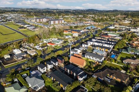 Photo of property in 360 Main Road, Huapai, Kumeu, 0810