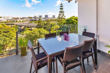 Photo of property in 4e/6 Piwakawaka Street, Eden Terrace, Auckland, 1010