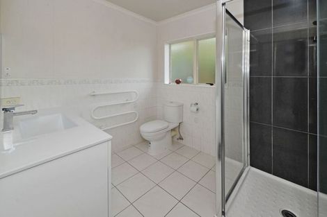 Photo of property in 12 Linicro Place, Wattle Downs, Auckland, 2103