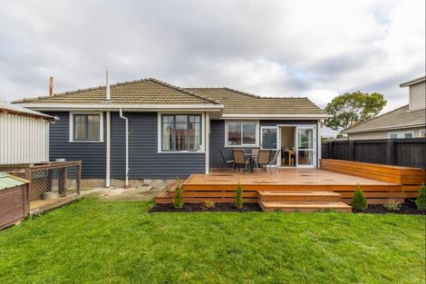 Photo of property in 17 Neill Street, Hornby, Christchurch, 8042