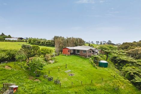Photo of property in 1389 Carrington Road, Hurworth, New Plymouth, 4371