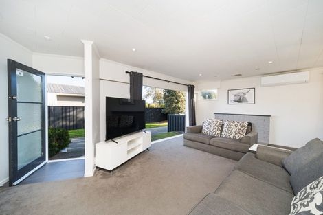 Photo of property in 22 Rhodes Drive, Kelvin Grove, Palmerston North, 4414