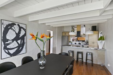 Photo of property in 31 Howard Road, Point Howard, Lower Hutt, 5013