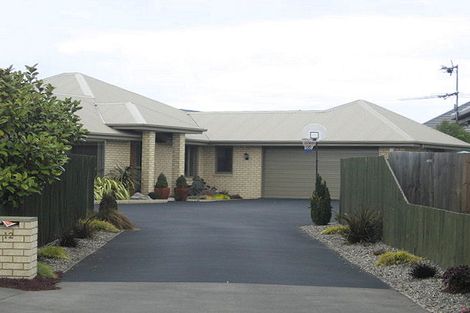 Photo of property in 12 Dunmurry Place, Casebrook, Christchurch, 8051