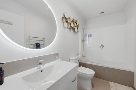 Photo of property in 2 Kutukutu Street, Takanini, 2112