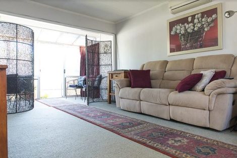 Photo of property in 6/208 Windsor Avenue, Parkvale, Hastings, 4122