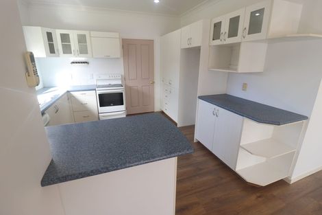 Photo of property in 1/4 Mickle Street, Te Atatu South, Auckland, 0610