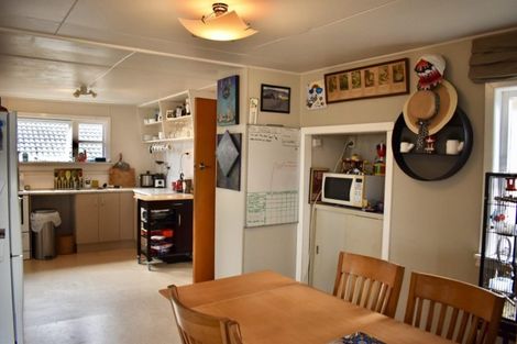 Photo of property in 39 Gawler Street, Te Horo Beach, Otaki, 5581