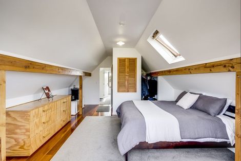 Photo of property in 205b Grove Road, Mayfair, Hastings, 4122