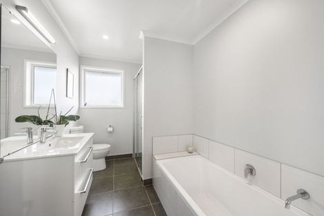 Photo of property in 22 Irwin Road, Kingseat, Pukekohe, 2679