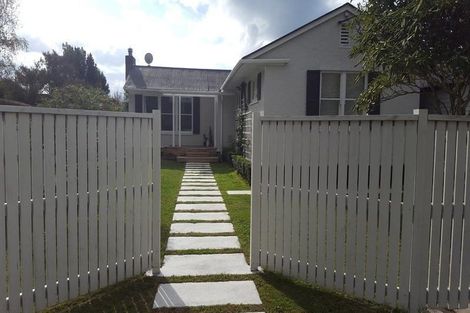 Photo of property in 110a Williams Street, Cambridge, 3434