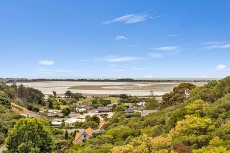 Photo of property in 10 Cadiz Lane, Mount Pleasant, Christchurch, 8081
