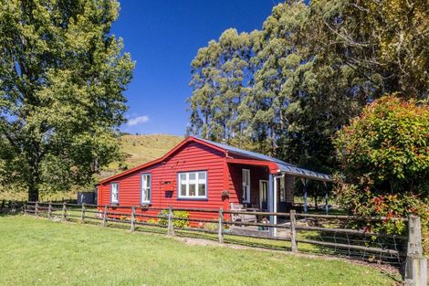 Photo of property in 35 Kaitieke Road, Raurimu, Owhango, 3990