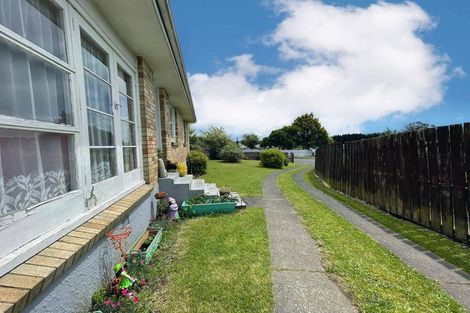 Photo of property in 21 Philip Street, Tokoroa, 3420