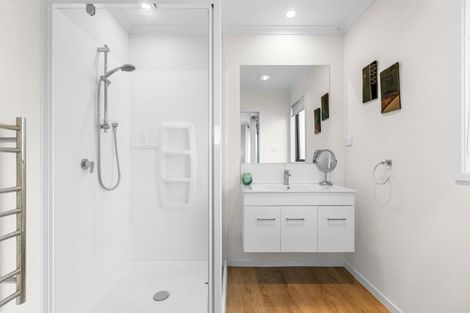 Photo of property in 25 Kaiora Drive, Papamoa Beach, Papamoa, 3118