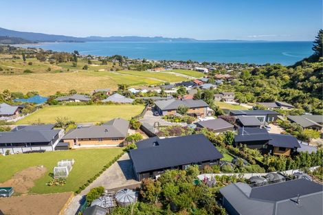 Photo of property in 7 Pohutukawa Place, Pohara, Takaka, 7183