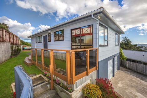 Photo of property in 19 Staysail Place, Whitby, Porirua, 5024