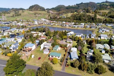 Photo of property in 60 Captain Cook Road, Cooks Beach, Whitianga, 3591