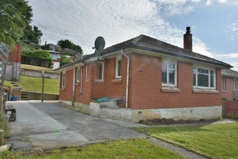 Photo of property in 28 Waldron Crescent, Green Island, Dunedin, 9018