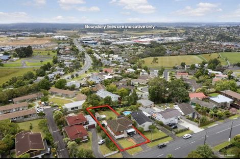 Photo of property in 18 Royal Road, Massey, Auckland, 0614
