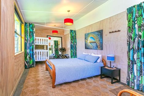 Photo of property in 7 Pye Place, Hot Water Beach, Whitianga, 3591