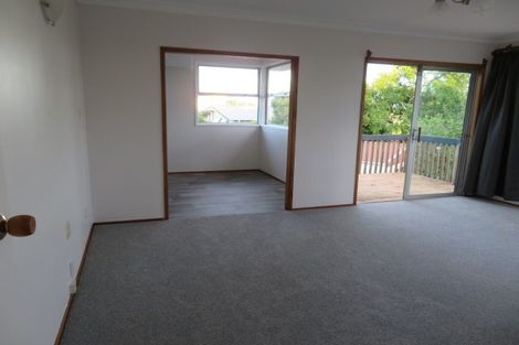 Photo of property in 4171a Great North Road, Glen Eden, Auckland, 0602
