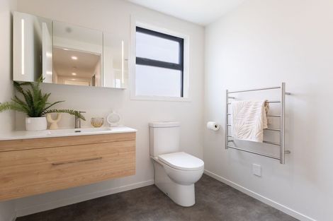 Photo of property in 26-28 Ruahine Street, Paraparaumu, 5032