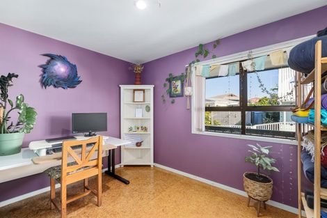 Photo of property in 41 Barrier View Road, Leigh, 0985