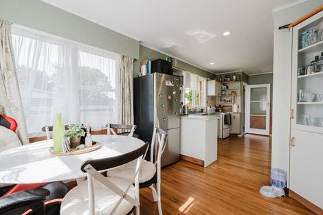 Photo of property in 1 Sunnyside Road, Nawton, Hamilton, 3200