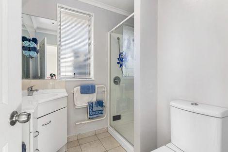 Photo of property in 11 Gendo Avenue, Henderson, Auckland, 0612