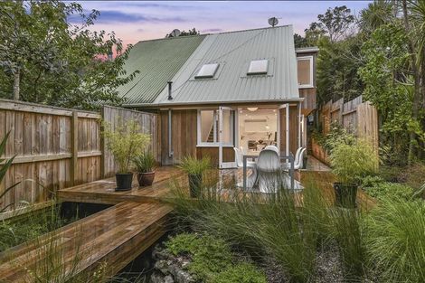 Photo of property in 3/68 Braemar Road, Castor Bay, Auckland, 0620