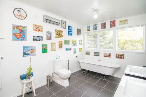 Photo of property in 16 Swainson Street, Naenae, Lower Hutt, 5011