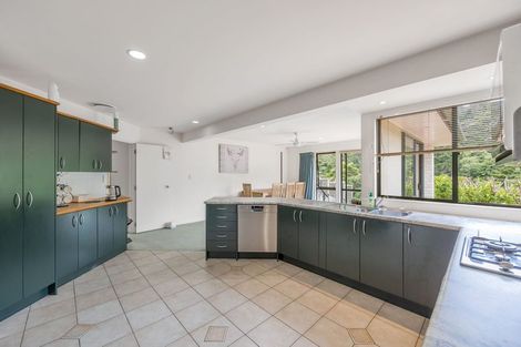Photo of property in 32 Landing Drive, Albany, Auckland, 0632